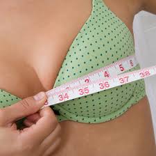 How to properly measure your bra size at home in 4 simple steps