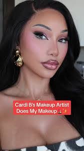 Erika La's Instagram, Twitter & Facebook