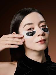 Creative Director & Photographer: Ziyun Zhou Stylist: Amelie Yang  Hair&Makeup: Miya Model: Alyona Ruchko Assistant: Diana Yao #london  #photography #ootd #editorial #modellondon #modelparis #model #modeling  #photographer #stylist #fashiongram