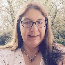 Ellen Snelling's Instagram, Twitter & Facebook