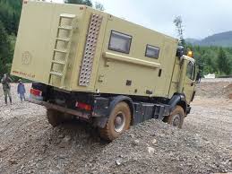 4 4 Mercedes Benz 914 Adventure Camper Expedition Vehicle Expedition Truck Overland Vehicles