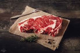 Serve with mashed potatoes or yams and with some of the gravy from the pot spooned over the top. Rib Eye Steak Entrecote Oberpfalz Beef De