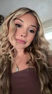 Kendra Burke's Instagram, Twitter & Facebook