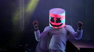 Marshmello was born as christopher comstock. Wer Ist Marshmello