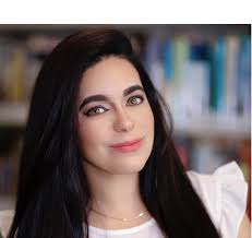 LA ACLAMADA AUTORA Y MOTIVADORA DANIA FERRO, PRESENTA SU NUEVA NOVELA "ME  CANSE DE COMPARTIR A MI PAREJA"