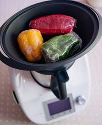 Como Hacer Pimientos Asados En El Recipiente Varoma Con Thermomix Trucos De Cocina Thermomix Recetas De Thermomix Recetas De Comida Recetas Para Cocinar