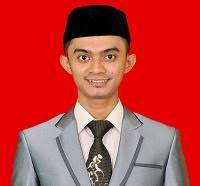 Maybe you would like to learn more about one of these? Biografi Pencipta Lagu Maju Tak Gentar Lirik Dan Not Angka Dan Not Balok