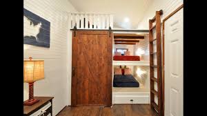 Sleeping loft, laundry, stairs, skylights, certified. 32 Tiny House Has Built In Bunk Beds For The Kiddos Youtube