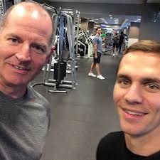 Kicking off #Thanksgiving getting ruffed up by my @Equinox…