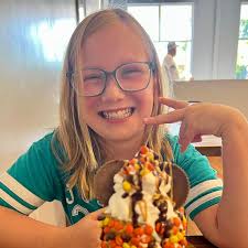 Jayme Gast and Chad McFaul's Wedding Website