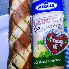 Meggle Laugenbaguette Krauterbutter Zur Oktoberfest Zeit Macht Ja Offenbar Jeder Was Zum Thema Warum Also Nicht Einfach In 2020 Schmecken Lebkuchen Kraeuterbutter
