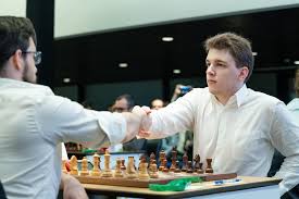 Włącz ciemny motyw, który jest przyjemnieszy dla oczu podczas nocy. Carlsen Mistrzem Swiata W Szachach Szybkich 2019 Duda Siodmy Infoszach
