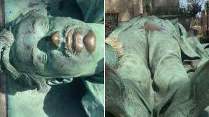 Este túmulo promete engravidar mulheres: conheça a lenda urbana de Victor  Noir