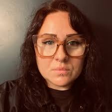 It's been a week of firsts at LOOKFANTASTIC.COM Our first OOH campaign went  live across the central London transport network, and we launched our first  truly scale pop-up