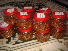 Tumis bumbu yang dihaluskan hingga harum, masukkan daun salam dan. Sambal Kering Tempe Ikan Sambal Kering Tempe Ikan Bilis