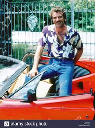 It stars jay hernandez as thomas magnum. Tom Selleck Magnum Stockfotos Und Bilder Kaufen Alamy