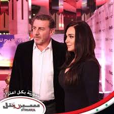 بطوله سلاف فواخرجي فتحي عبدالوهاب نضال سيجري عبير شمس الدين وائل رمضان يوسف شعبان. Ù‡Ù„ Ø§Ù†ÙØµÙ„Øª Ø³Ù„Ø§Ù ÙÙˆØ§Ø®Ø±Ø¬ÙŠ Ø¹Ù† Ø²ÙˆØ¬Ù‡Ø§ Ø§Ù„Ù…Ù…Ø«Ù„ ÙˆÙ‡Ø°Ø§ Ø§Ù„Ø¯Ù„ÙŠÙ„ Ø¨Ø§Ù„ØµÙˆØ±Ø© Ù…Ø¬Ù„Ø© Ø§Ù„Ø¬Ø±Ø³