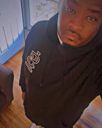 The Ugly Friend (@theuglyfriend_stl) · Instagram 照片和视频