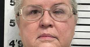 Farmington city clerk arrested for embezzlement