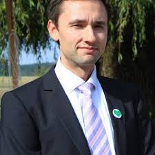 Karl Eberle's Instagram, Twitter & Facebook