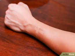In an ideal scenario you would not tan at all before getting your tattoo, but it's unrealistic to expect you to hide. 4 Ways To Get A Tan Tattoo Wikihow