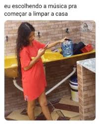 A e f#m d aquieta minh alma, faz meu coração ouvir tua voz a e f#m d me chama pra perto, só assim eu não me sinto só a e porque na verdade eu descobri que tudo o que eu preciso está em ti f#m d mas, meu coração é teimoso demais pra admitir a e sei que depender é. Pamela Michalowski Pamelamichagabs Perfil Pinterest