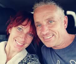 Epingle Sur Series Tv