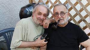 Ο ανδρέας μικρούτσικος μίλησε για την απώλεια του θάνου μικρούτσικου, ενώ αναφέρθηκε και σε ένα περιστατικό του παρελθόντος, όταν κατηγορήθηκε για βιασμό. Andreas Mikroytsikos H Sxesh Toy Me Ton Adelfo Toy 8ano