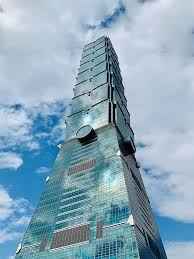 It is variously pronounced one hundred and one / a hundred and one, one hundred one / a hundred one. å¾æœå°åŒ—101è§€æ™¯å°æœ€æ£'æ™‚æ©Ÿ ä¸€äººåªè¦150å…ƒ 360åº¦é³¥çž°å°åŒ—åŸŽå¸‚ä¹‹ç¾Ž éŒ¯éŽä¿è­‰æ¶å¿ƒè‚ Marie Claire ç¾Žéº—ä½³äºº