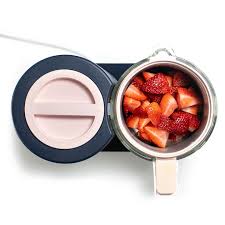 If the berry is too large for her hand, cut in half, leaving 2 large chunks. Strawberries For Baby 10 Easy Ways Baby Foode