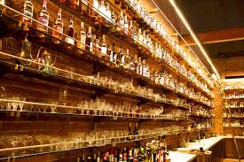 The 22 Best Whiskey Bars In America Whisky Bar Whiskey Bar Good Whiskey