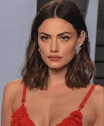 Annika Sharp (annika02lynne)