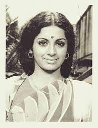 Imprints and Images of Indian Film Music - Well-known film actress of  yesteryears, Srividya ruled the tinsel world in south Indian languages for  nearly four decades, particularly in Malayalam cinema. Srividya was