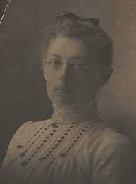 I've "rescued" an old photograph of Harry Chester WOODWORTH which was taken  at the Bartlett & Webster Studio in Hartford, CT sometime in the 1860's.  Harry appears to be about 3-4 years