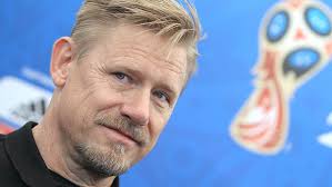 Английн аварга шалгаруулах i дивизион болох премьер лигийн «лестер сити» багт. Peter Shmejhel Rossiya Neveroyatno Preobrazilas Stati Izvestiya