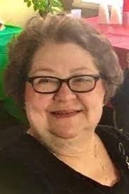 Gale Downey's Instagram, Twitter & Facebook