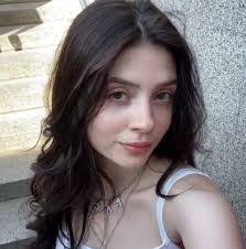 Charlene Giglio's Instagram, Twitter & Facebook