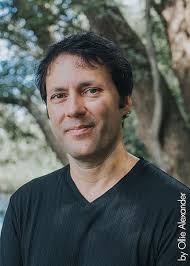 The Bayou Bogeyman Presents: Hoodoo and Voodoo: Dragon, Laura, Dragon,  Laura, Dunham, Terri, Mathis, Cheryl, Alipio, Gary, Pat Hefler, Schloegel,  Phina, Houston, Sue, Gonzalez, Julie, Howard, Virginia: 9781455621736:  Amazon.com: Books