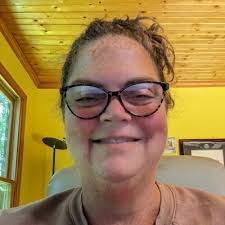 Suzanne Lujan (@suzlujan)