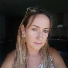 Dans la série des talents ultra marins ....celui là je le connais très  bien...Robin Béchard DS à St Louis à la Réunion et bientôt DEX adjoint  auprès de Catherine Dahirel . |