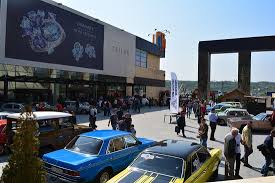 Litoralul romanesc 2018 all inclusiv locuri de vizitat in judetul cluj locuri de munca franta fabrici locuri de vizitat langa bucuresti locuri de vizitat pe langa bucuresti lista preturi maximale tigari 2019 locatii de vizitat langa bucuresti locuri de vizitat in romania iarna. Retro Parada Primaverii Retro Cars Picture Of Iulius Mall Suceava Tripadvisor