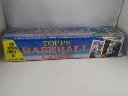 Each set comes in a colorful display box. Amazon Com Topps Baseball Cards Complete Set 1989 Sports Related Trading Cards Sports Outdoors
