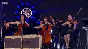Roll Over Beethoven Jeff Lynne S Elo Live With Rosie Langley And Amy Lan Jeff Lynne Elo Music Videos Jeff Lynne