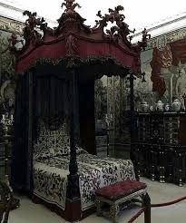 I Luv This Old Victorian Style Bed Bedding Victorian Bedroom Gothic Room Gothic Home Decor