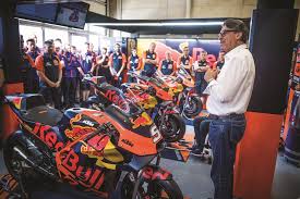 The moto camera 2 app is optimized for moto devices and integrated with google photos. Ktm Verlasst 2020 Die Moto2 Grunde Hinter Dem Austritt