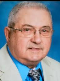 Derwood "Woody" La Valla