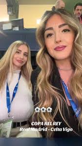 Maria Button's Instagram, Twitter & Facebook