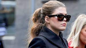 Jul 01, 2021 · on tuesday, june 29, 2021 the world lost a kind and loving soul, pauline gibson white. Belle Gibson The Influencer Who Lied About Having Cancer Bbc Three