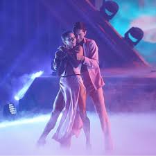 The tv show on mtv. Pin Auf Dwts S 29