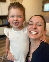 Betsy Spina l Betsy Buck